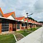 The Bay Edge Resort Kota Belud