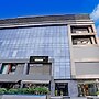 Super Townhouse PBG Mall Vashi