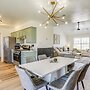 7 Mi to Lake Bridgeport: Home w/ Yard & Grill!