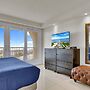 Bahia Mar-Solare Beachfront & Two Pools
