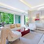 The White Peace Garden 3 bed Hampstead - by Out of Office Lifestyle