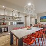 Lucy Florence Charming Modern Apartment