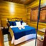 Canyons Guest House