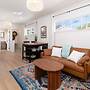 Modern 1-br Apartment Close to Downtown Vibes