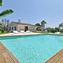 Villa With Swimming Pool Sleeps 8 Three Bedrooms