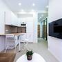 Modern Apartment -2bdr/6p - 300m From the Beach