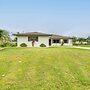< 2 Mi to Peace River: Home w/ Spacious Yard!