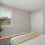 Lovely & Furnished 2BR Apt