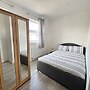 Three Double Rooms in Spacious Home
