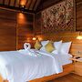 Devani Resort Sidemen