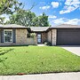Patio, Fire Pit & Yard: Family Home in Pearland