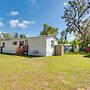 1 Mi to Manatee Springs State Park: Cozy Getaway!