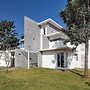 Royal County Villa by Stayjadeprojectorjacuzzi