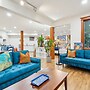 Private Garden Retreat With Gym & Golf Path Access 2 Bedroom Home