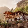 Oakwood Homestay