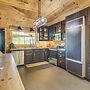 Deck & Yard: 'margy's Farmhouse' in Jasper