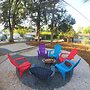 UNC Hideaway King Beds, Backyard & Bicycles