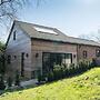 Aylesford-house-sleeps 2 & 1 Infant-parking-garden