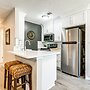 2 Mi to Texas A&m: Duplex w/ Private Backyard!