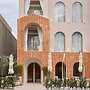 PE-LA Thapae Boutique Hotel
