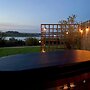 The Hide At Manton Bay Glamping Retreat
