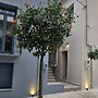 Canvas Color Your Stay