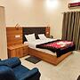 Hotel Vrindavan Palace Ayodhya