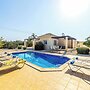 Villa Orange Tree