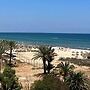 Beautiful Seafront Vacation Apartment
