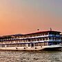 Oasis Floating Hotel Yangon