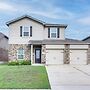 Pet-friendly Home w/ Fenced Yard in Manor