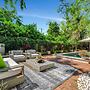 The Royale 2B 4B Luxury Garden Pool Yoga Room