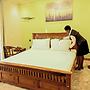 Neon Hotel Ntinda