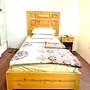 Naveed Tourist Inn