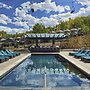 Modern 1 Bedroom Luxury Ski In, Ski Out Residence in Snowmass Base Vil