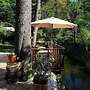 Sunny Wooden House on Creek, 30 Minutes Prague