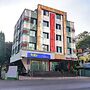 Fabhotel Royal Residency