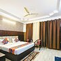 Fabhotel Sn Resort