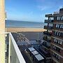 Huswell - Beachfront Apartment With sea View