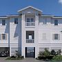 New Waterfront Home - Sunray House