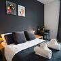 Central 2 Bedroom House-parking