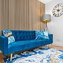 Stylish 4 Bed-town Centre