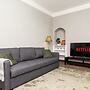 2 Bedroom Flat - Free Parking