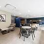 Student Only Knoll Court