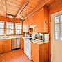 Walk to Amagansett Beach: Cottage w/ Deck!
