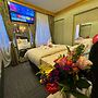 GUR ROYAL HOTEL