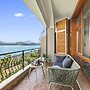 Elegant Panorama Lake View With Pool