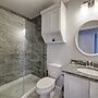 Sleeps 31 2 Homes w/ Boat Dock + Waterfront Pool Laguna Village Getawa