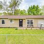 8 Mi to Dtwn Indianapolis: Family Home w/ Yard!