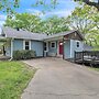 Relax And Unwind In The Heart Of Fayetteville 2 Bedroom Home